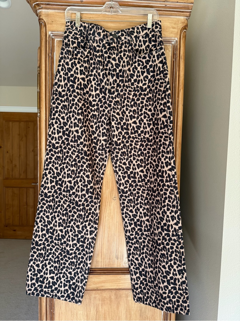 New Reformation Cary High Rise Slouchy Straight Leg Jean size 28